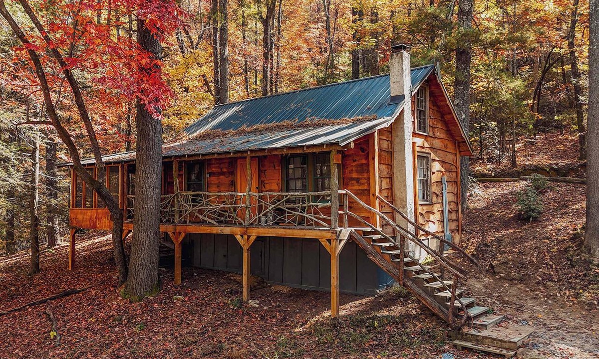 Saluda Cabin | Lover's Nest at Saluda Grade Cabins!