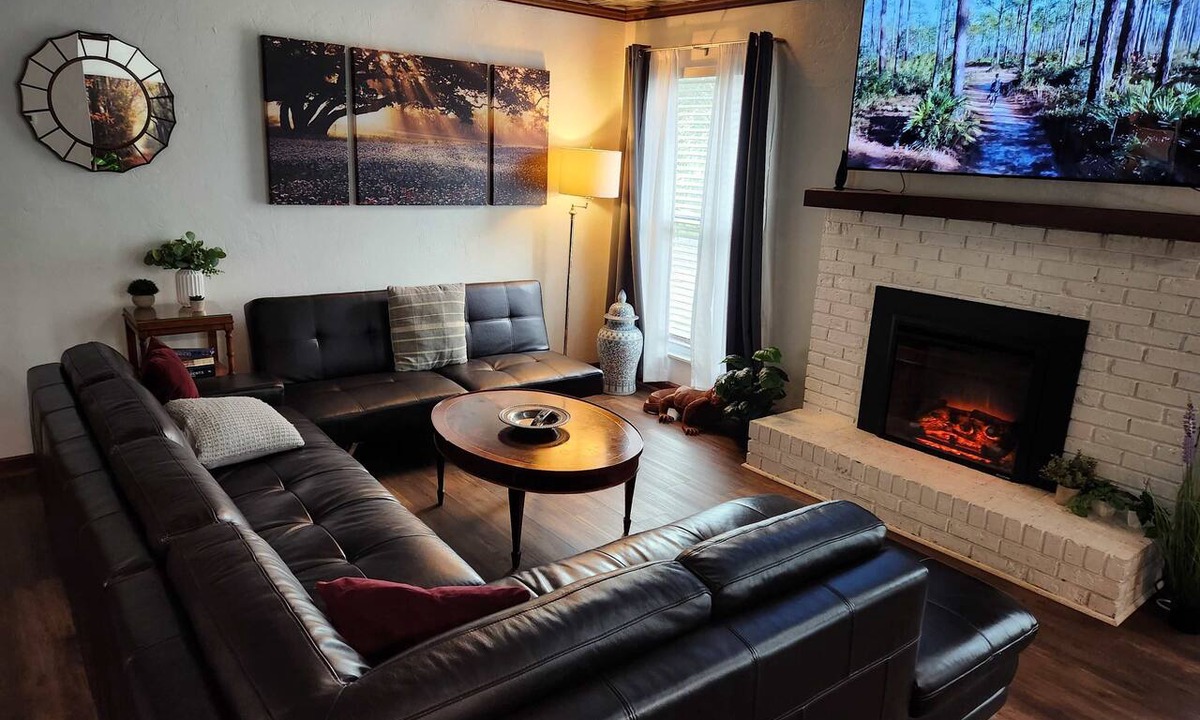 Tallahassee Apartment | Luxe Design Quiet Midtown | Captain's Quarters