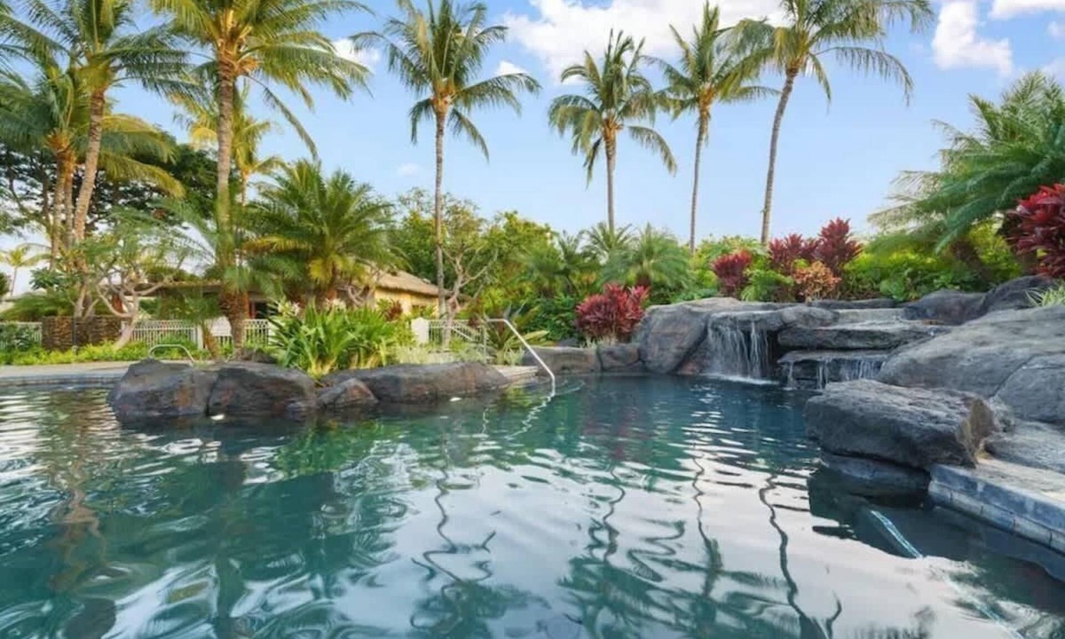 Kamuela House | Luxurious 3BR/3BA with Private Beach Club Access