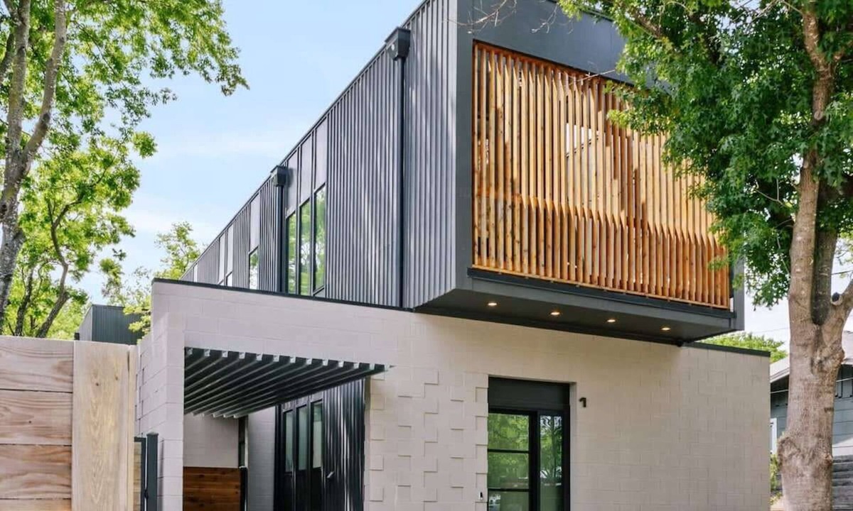 Austin House | Luxury 3BR Home | Minutes from UT Campus