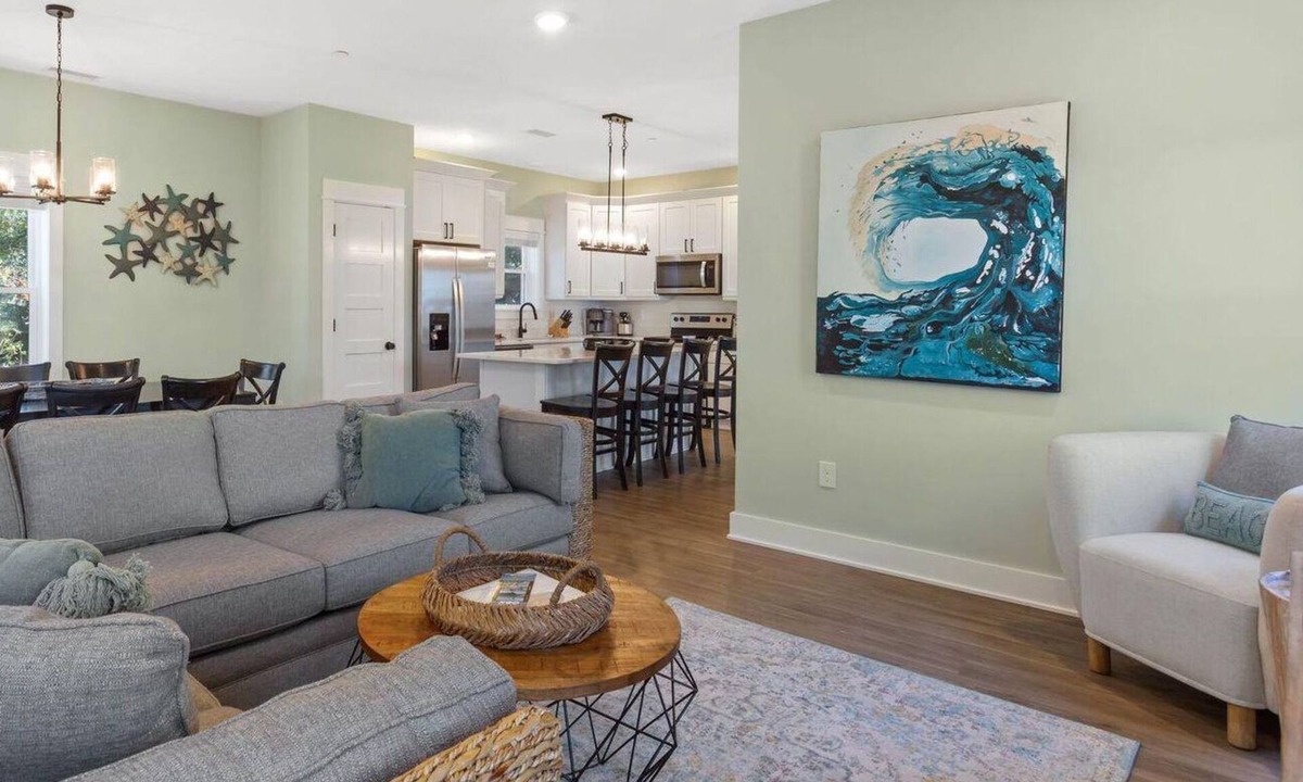 Corolla Light House | Luxury 3BR Villa, 1 Min to Beach + Club Access