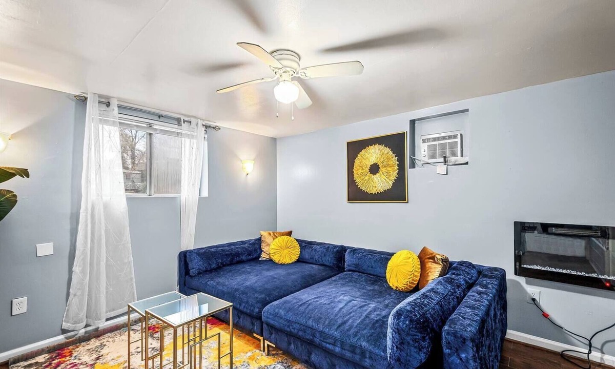 Takoma Park House | Luxury clean in the heart of Takoma sleep 4