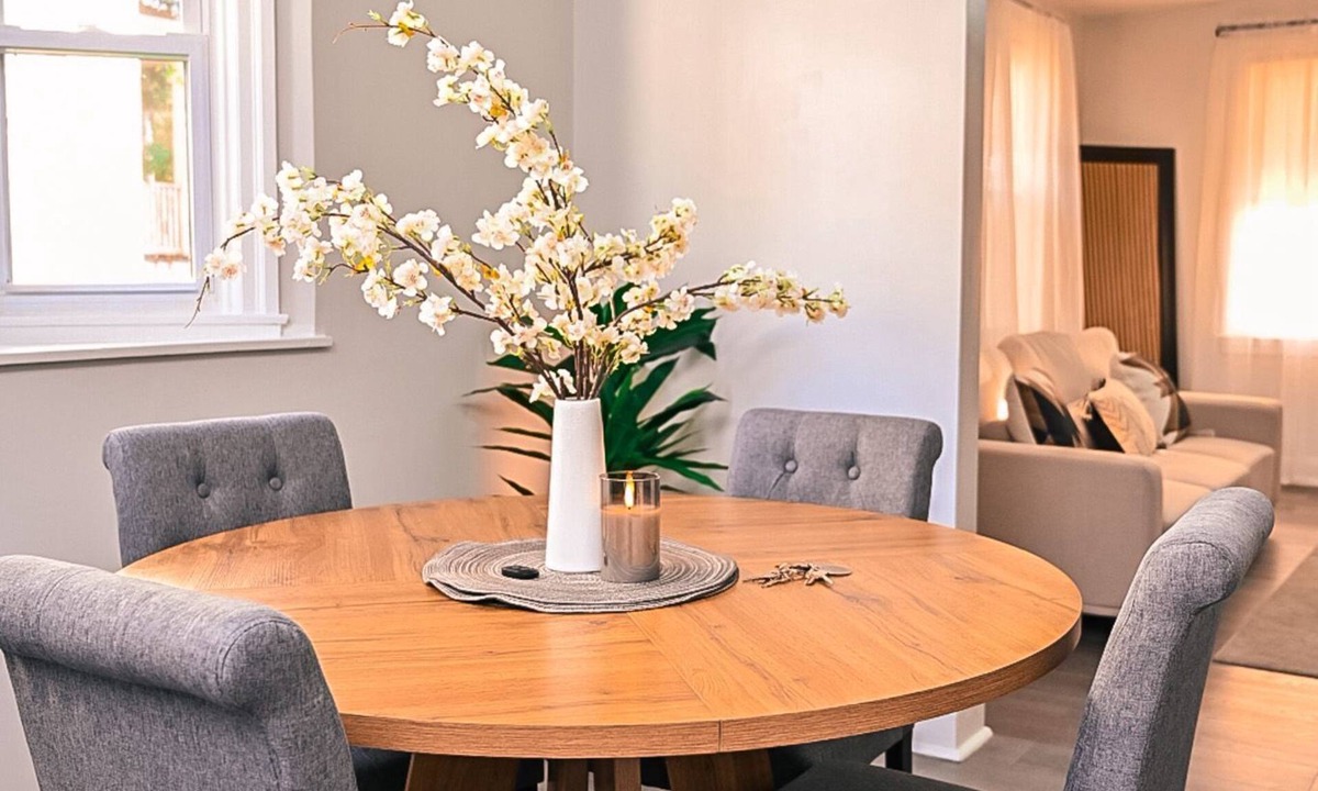 Waltherson Apartment | Luxury + Cozy 2bedroom apartment in Baltimore with secured private parking