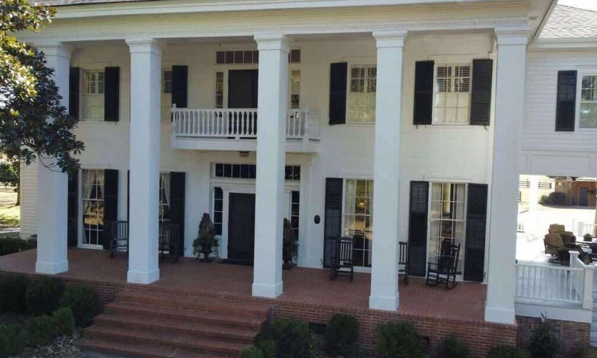 Jeffersonville Cabin | Luxury Historic Farm Estate - Retreat Near Macon