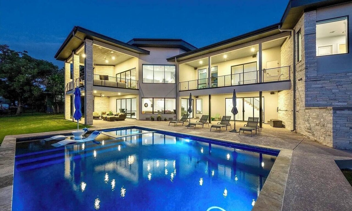 Highland Lake Estates House | Luxury Lake Travis Retreat: Lake Access, Game Room, Pool, Dock & 3 King Beds!