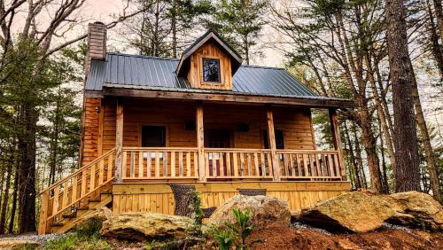 Marshall House | Luxury Mountain View Cabin Near Asheville NC