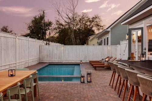 Thunderbolt House | Luxury Savannah Home Private Pool & Spa