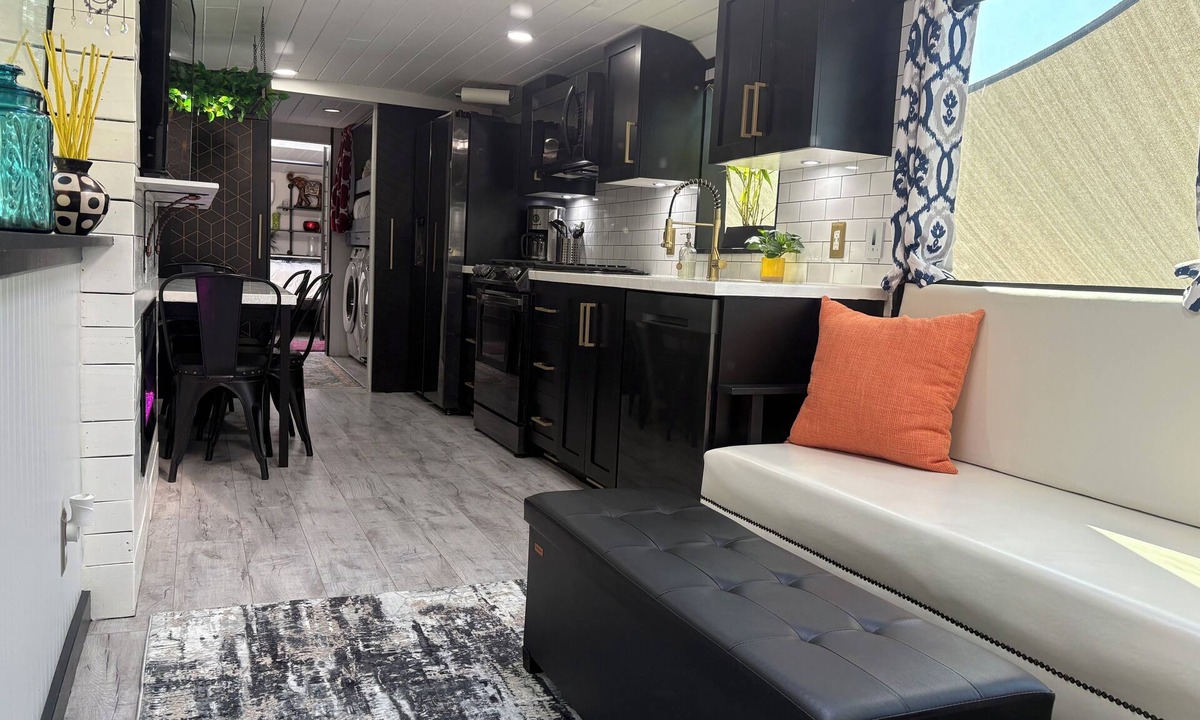 Clermont Villa | Luxury Tiny by Tiny Hamptons - Chef’s Kitchen