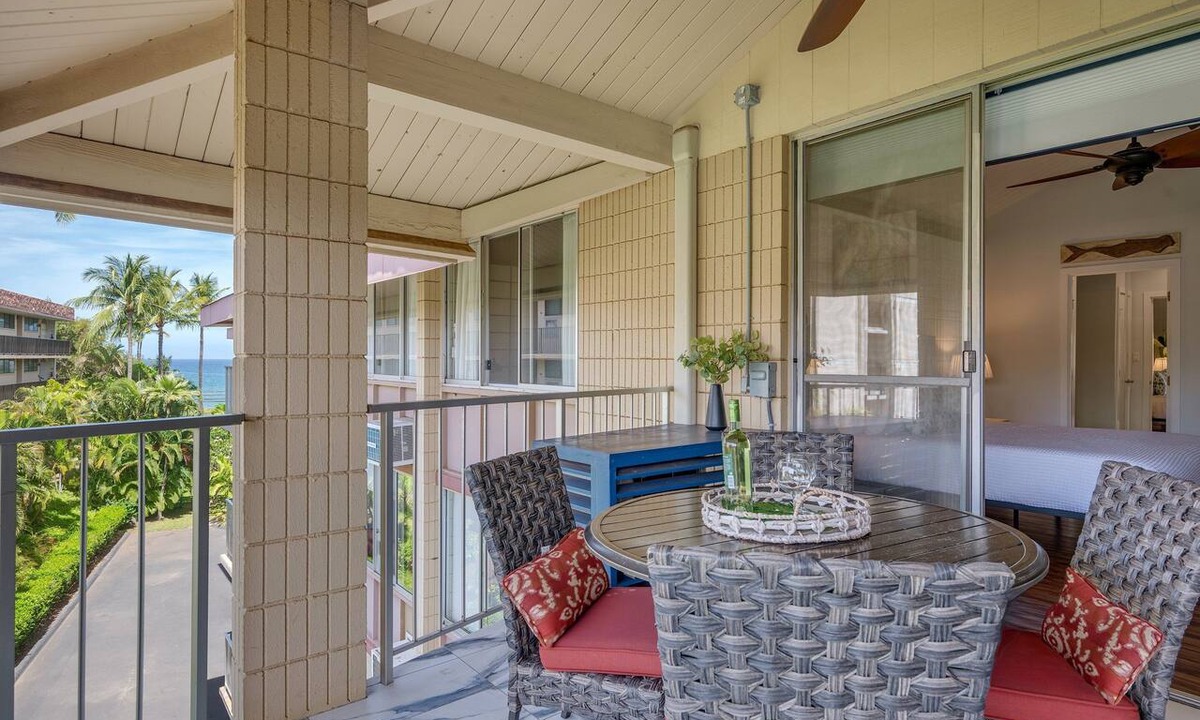 Kihei Condo | Luxury Top-Floor 2BR with Dual Master Suites & AC