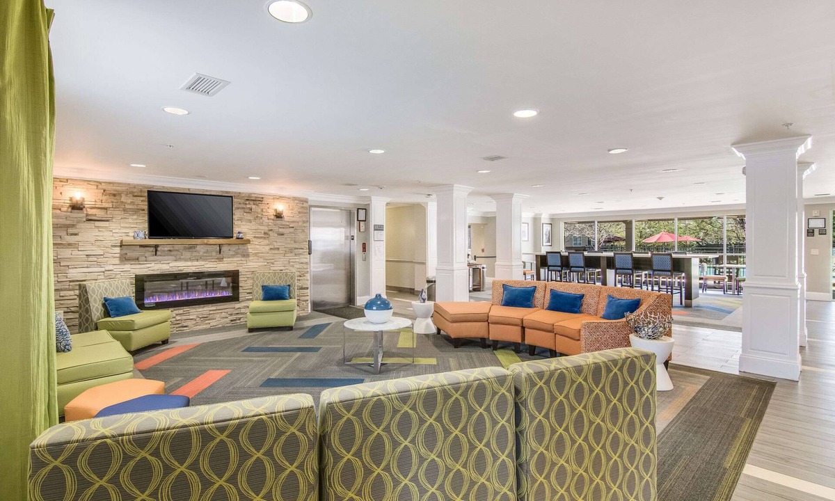 Columbus Hotel | MainStay Suites Columbus near Fort Benning