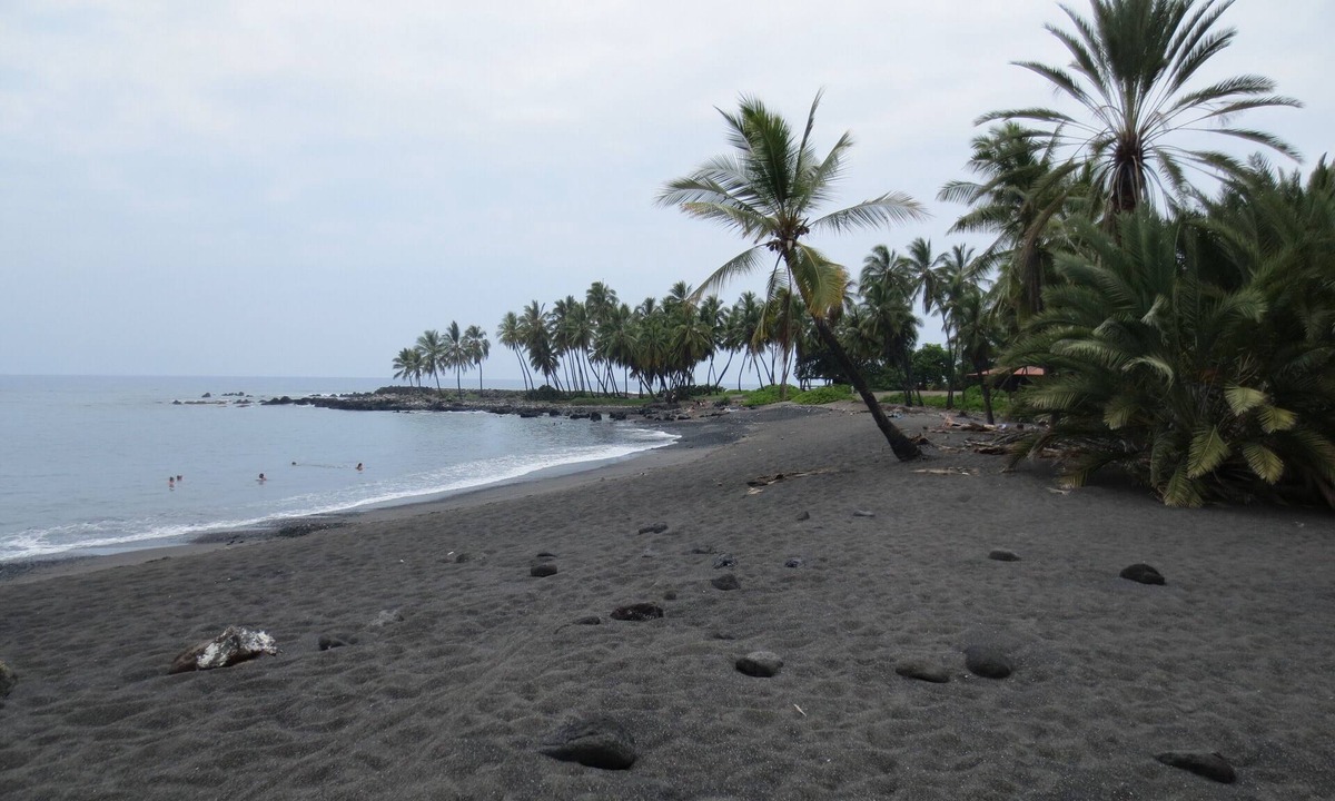 Captain Cook House | Makai Hideaway 600ft from Ocean Giant Deckn Gameroom/10 day special in Fall