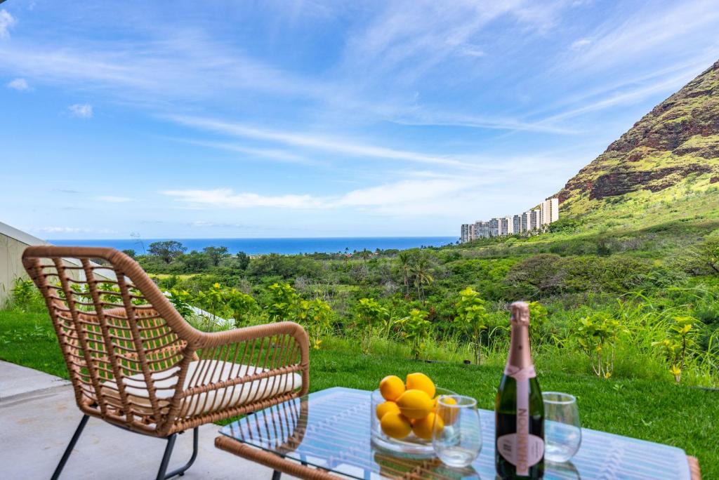 Makaha Valley House | @ Marbella Lane - 2 master suites MT+Ocean Views