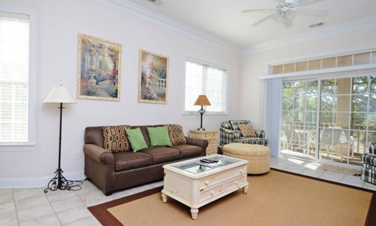 Litchfield by the Sea Villa | Marsh Hawk Hideaway with Marsh Views