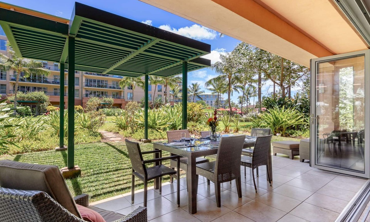 Honokowai Condo | Maui Resort Rentals: Honua Kai – 7 Bedroom Groundfloor Resort Residence, Over 4500 Combined Sq. Ft., Massive Lawn Area, Steps to Pools/Beach/B.B.Q.s