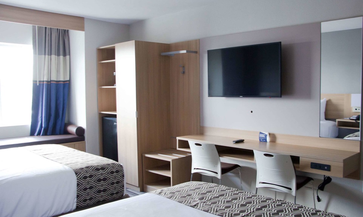 Jacksonville Hotel | Microtel Inn & Suites by Wyndham Camp Lejeune/Jacksonville