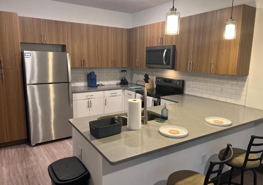 Downtown Apartment | Millhouse Station