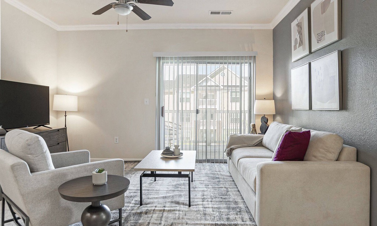Mint Hill Apartment | Modern Apartment in Prime Location (ID8995X37)