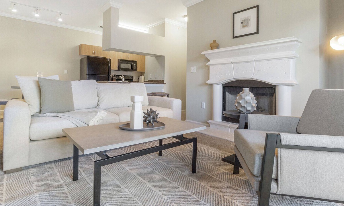 McCain Apartment | Modern Apartment in Prime Location (ID1182X751)