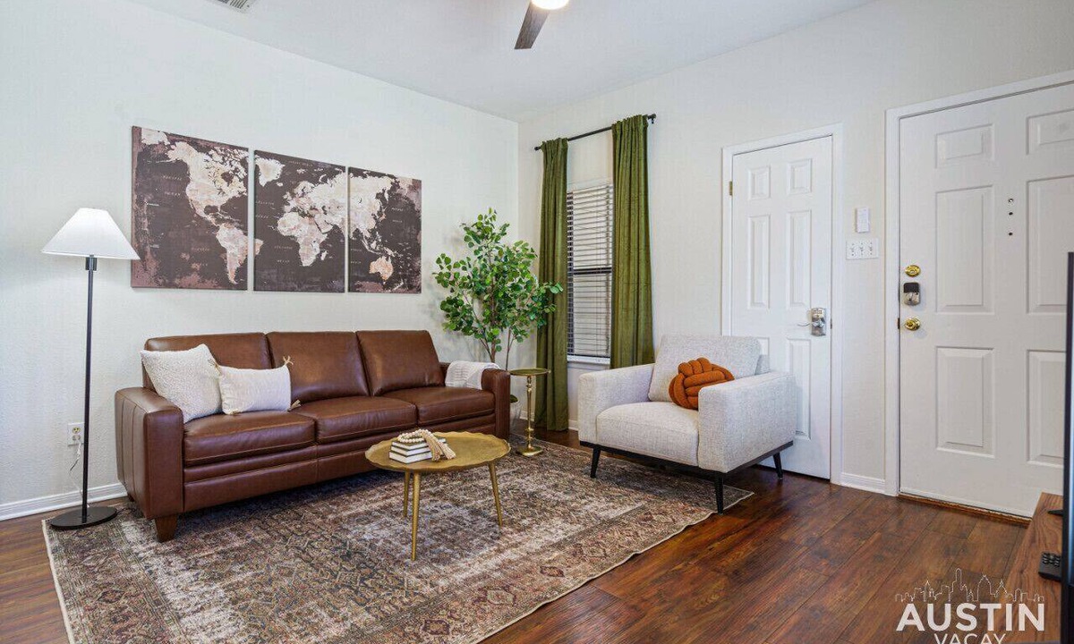 Clarksville Apartment | Modern Haven with King Suite + Impeccable Location