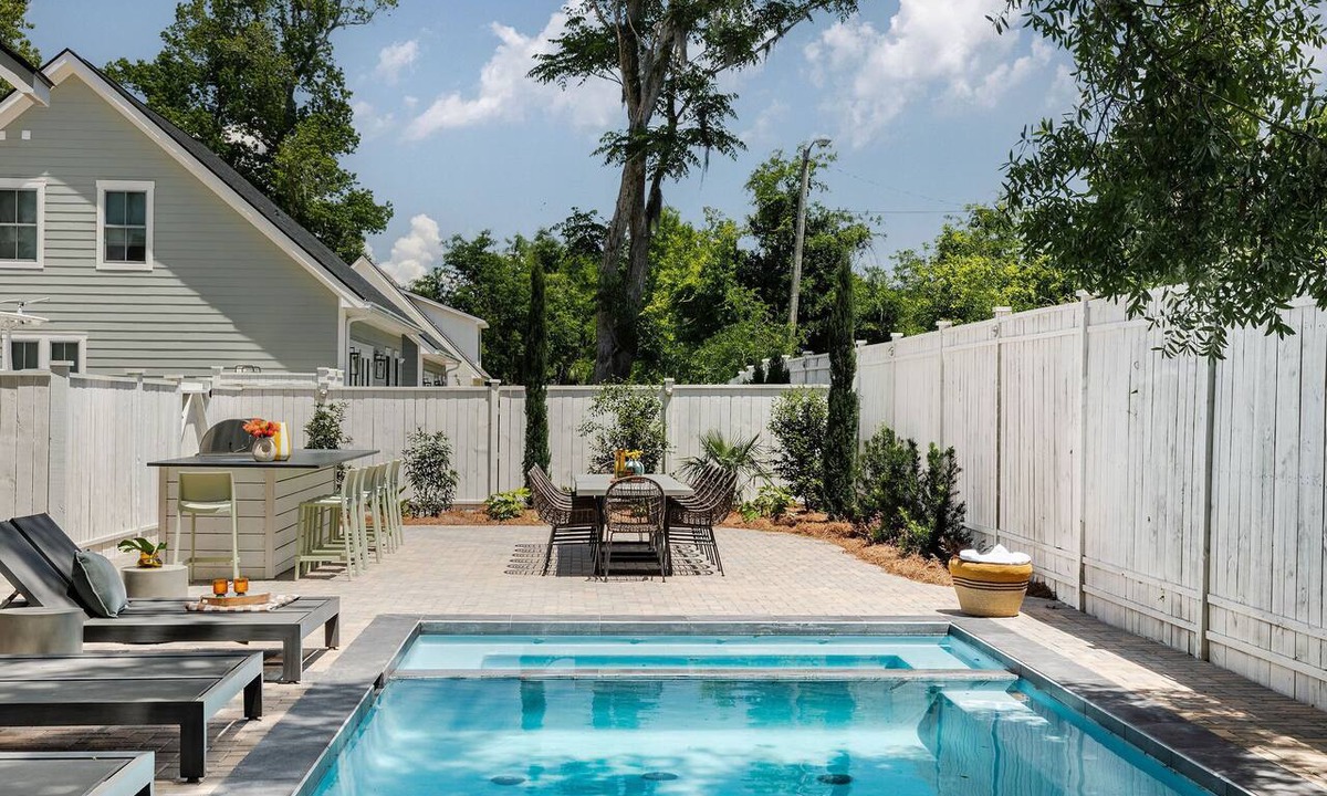 Thunderbolt Condo | Modern Savannah Home | Private Pool & Spa