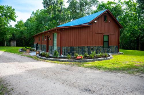 Cedar Lane House | Mount Olive Ranch