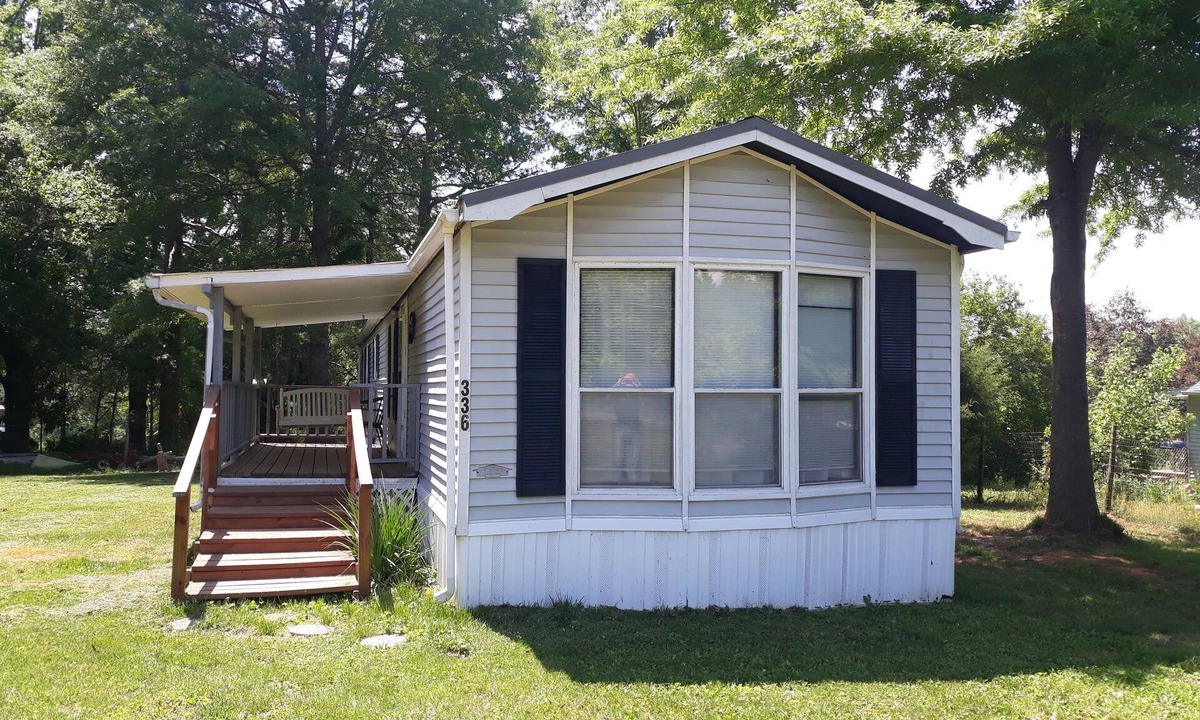 Pleasant Hill House | Nana's Place, 5 min. off I-77, Stone Mtn. State Pk, Cruise-ins