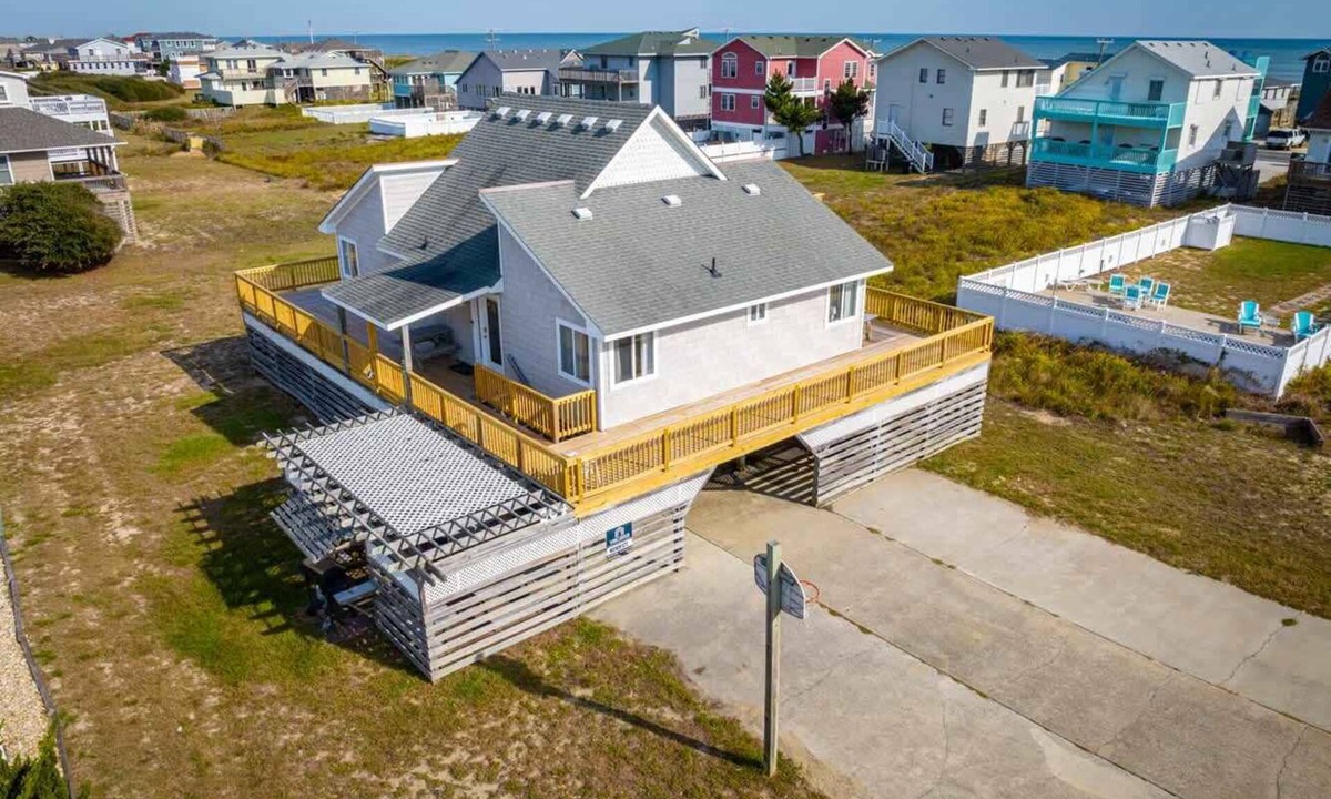Sea Retreat House | New 2026 Renovations Retreat Just Steps to Beach!