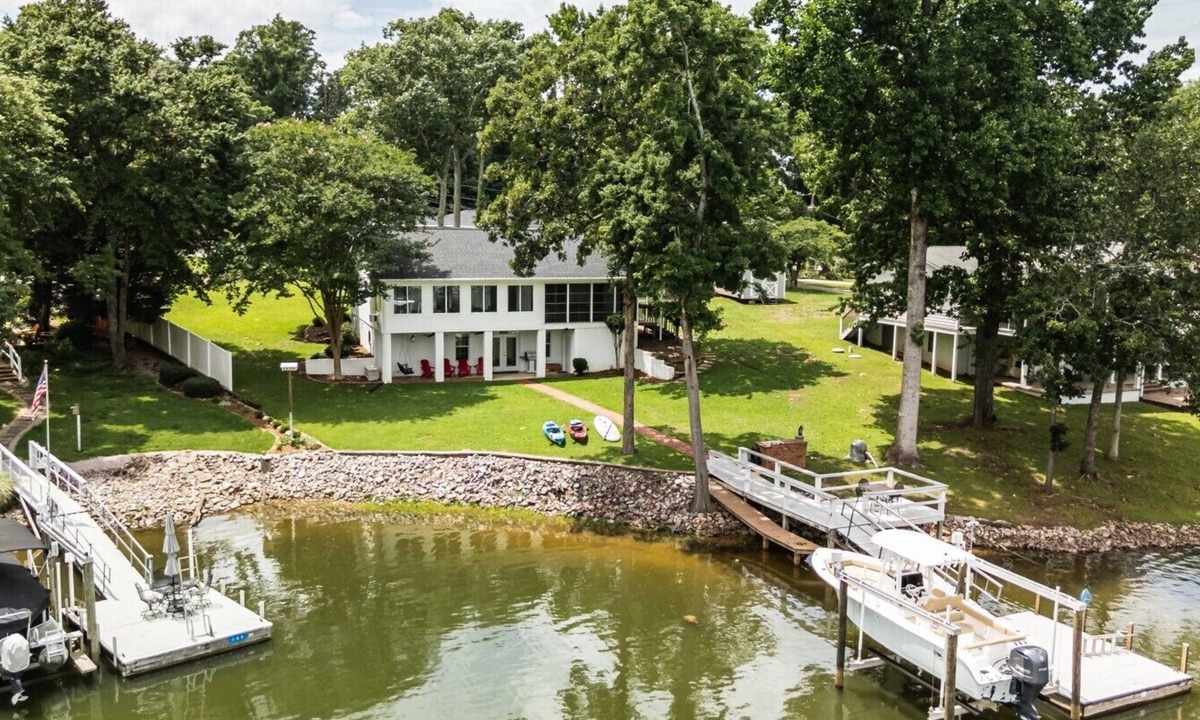 Leesville House | NEW Escape to Paradise at this amazing waterfront home with a private dock