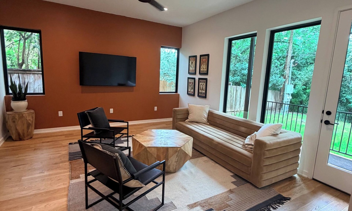 Dawson House | New Home Near South Congress and Downtown with Patio and Huge Backyard