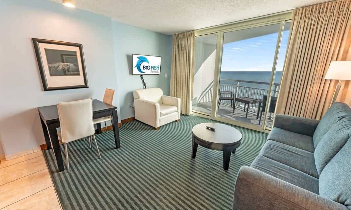 Downtown Myrtle Beach Condo | New Honey Moon Suite, 1BR Direct Oceanfront, Pools
