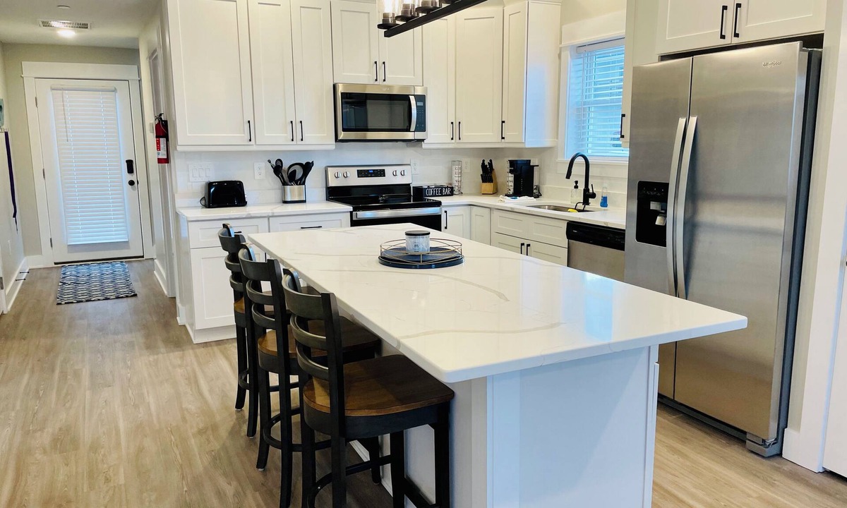Corolla Light Condo | NEW! Modern 3 bedroom beach condo with hot tub - BEACH DUNE