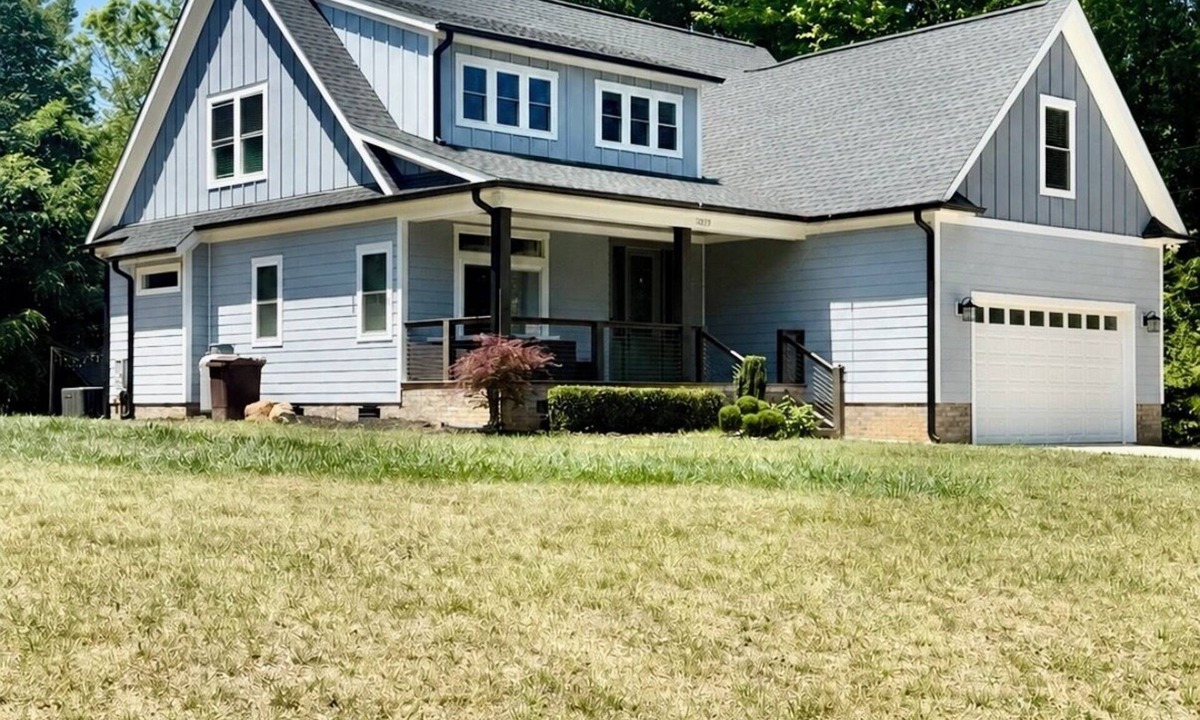 Lake Norman of Catawba House | NEW Sherrills Ford modern house, Game Room, Firepit.