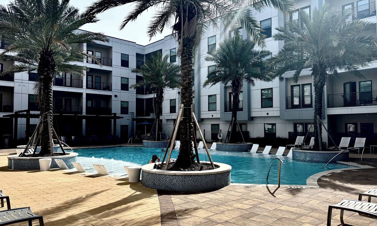 Astrodome Apartment | NEW! -Texas Medical Center-Spacious 1 King 1 Bed 1 Bath-The Middle Of Everywhere