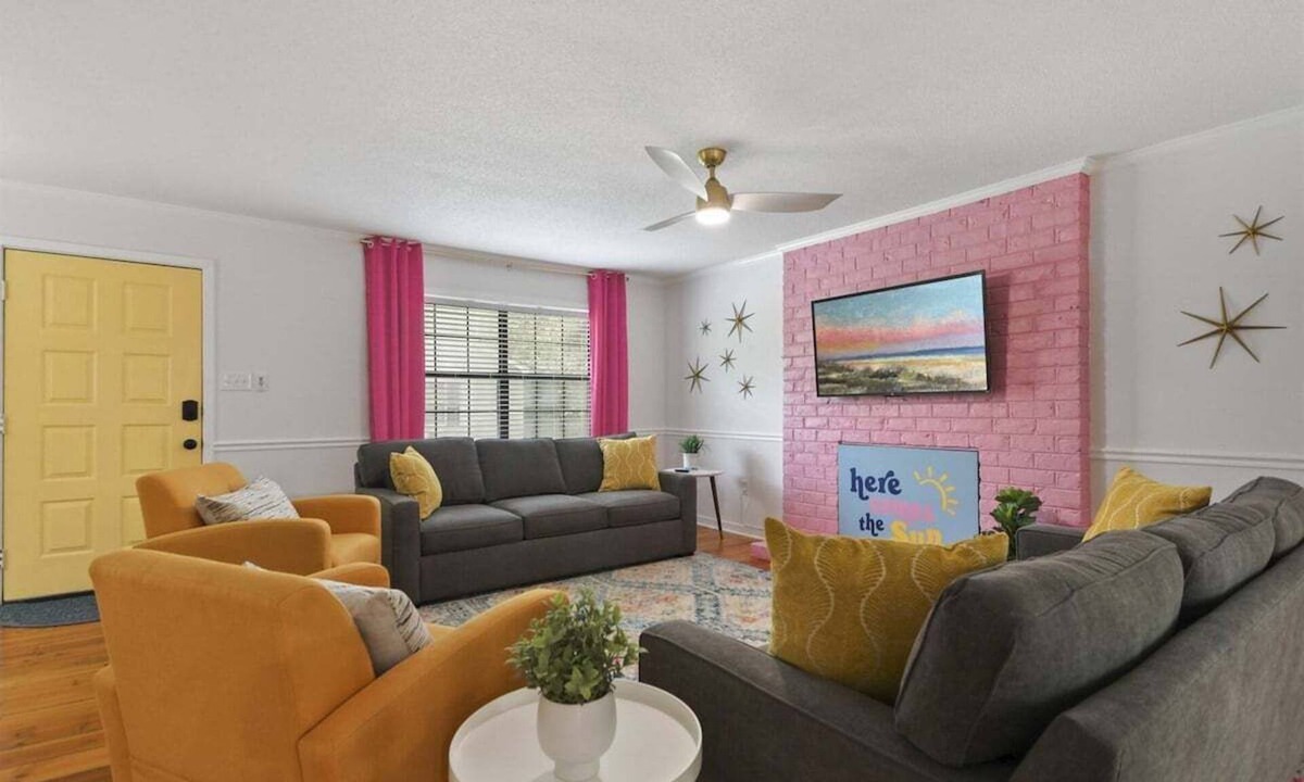 Thunderbolt House | Newly Remodeled! Bright & Spacious home! Sleeps 8