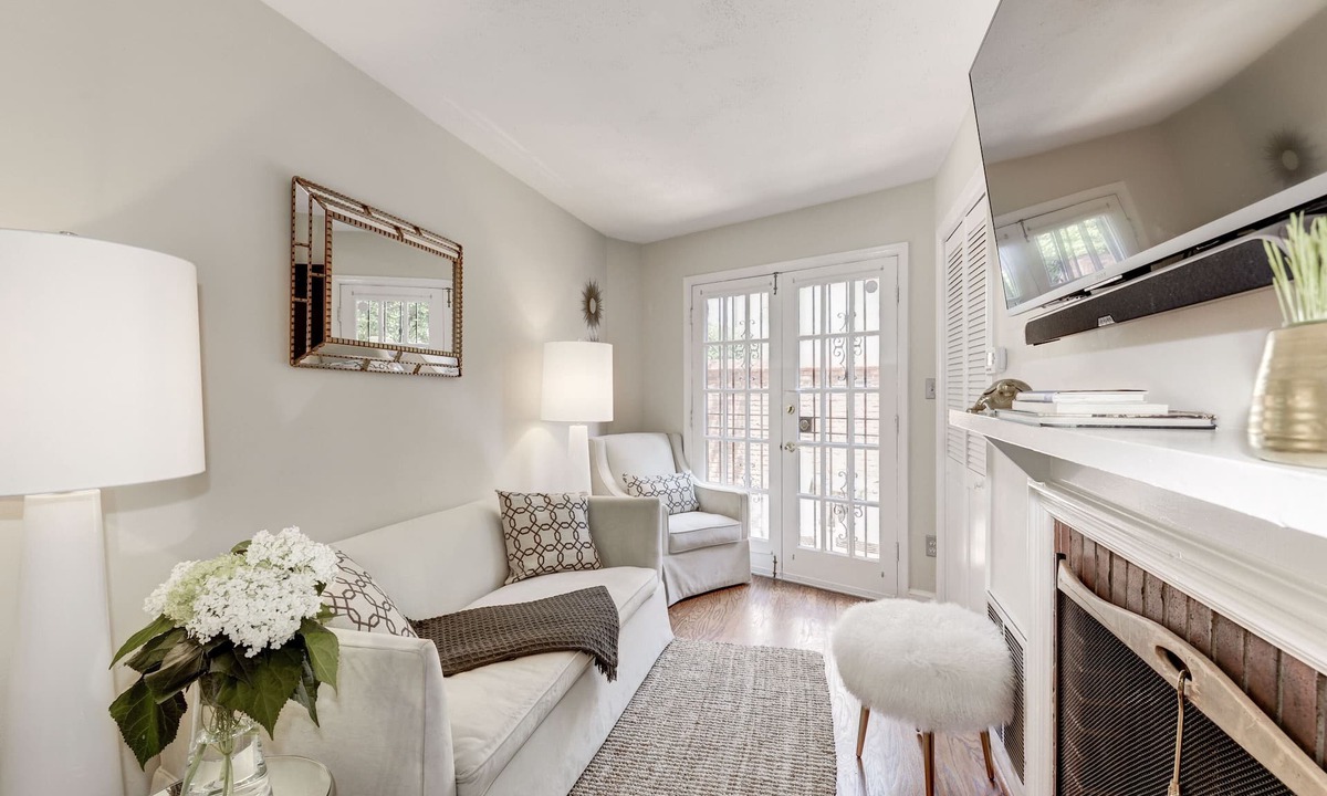 Georgetown House | Newly renovated Gem of a Georgetown Home