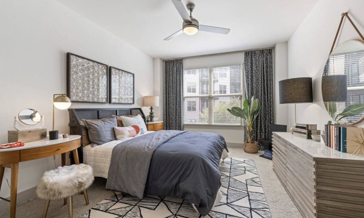 Old Lake Highlands Apartment | North Dallas Apartment, by Keller Hotel's