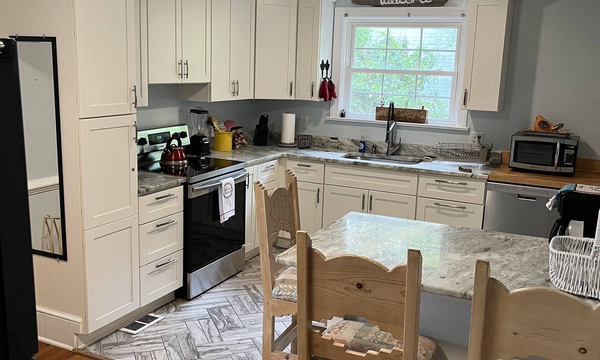 Richmond House | Northside Cape 2 bedroom with a large loft!