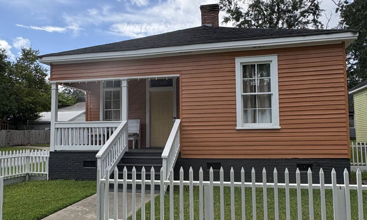 Columbus Apartment | Oak Bungalow in Midtown
