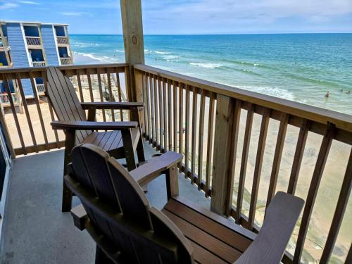 Sneads Ferry House | Ocean Front Paradise 364