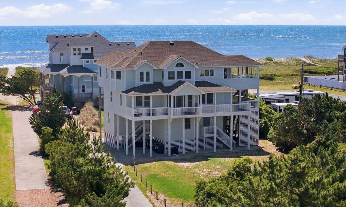 Rodanthe House | Ocean-view home with pool, hot tub, grill, decks & pool table