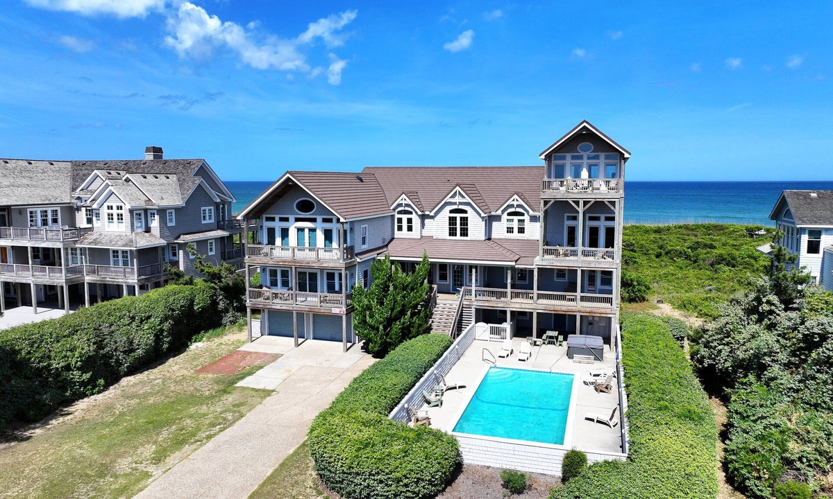 Duck House | OCEANFRONT, Ocean Views, Priv Pool, Rec Room, 8 BRS, PM2, Old Glory