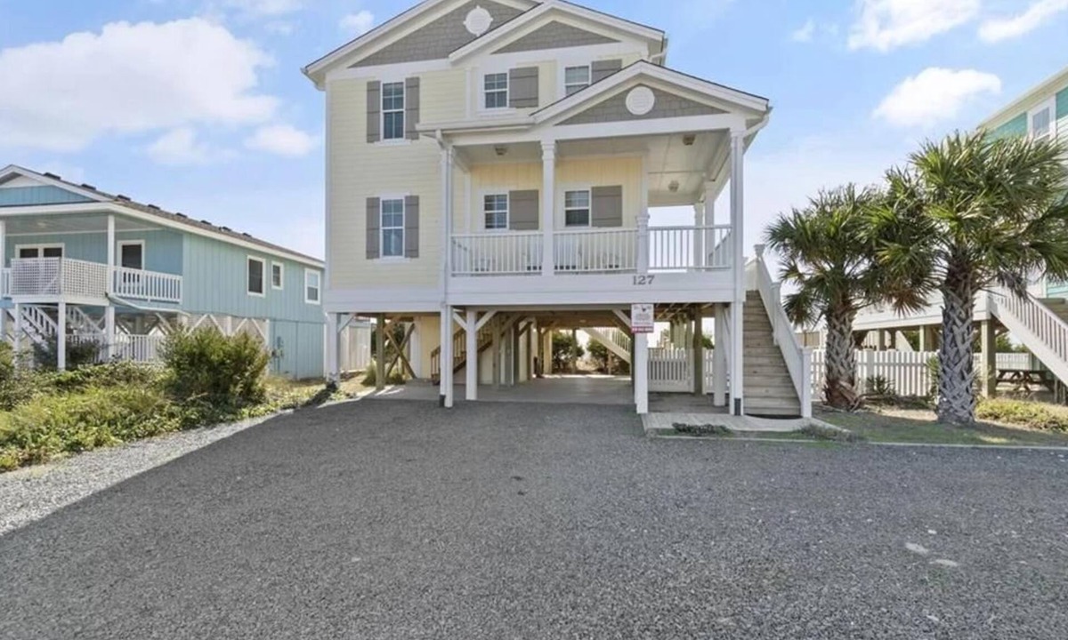 Holden Beach House | Oceanfront retreat in Holden Beach, 4BR, 3BA, sleeps 10 with stunning views!