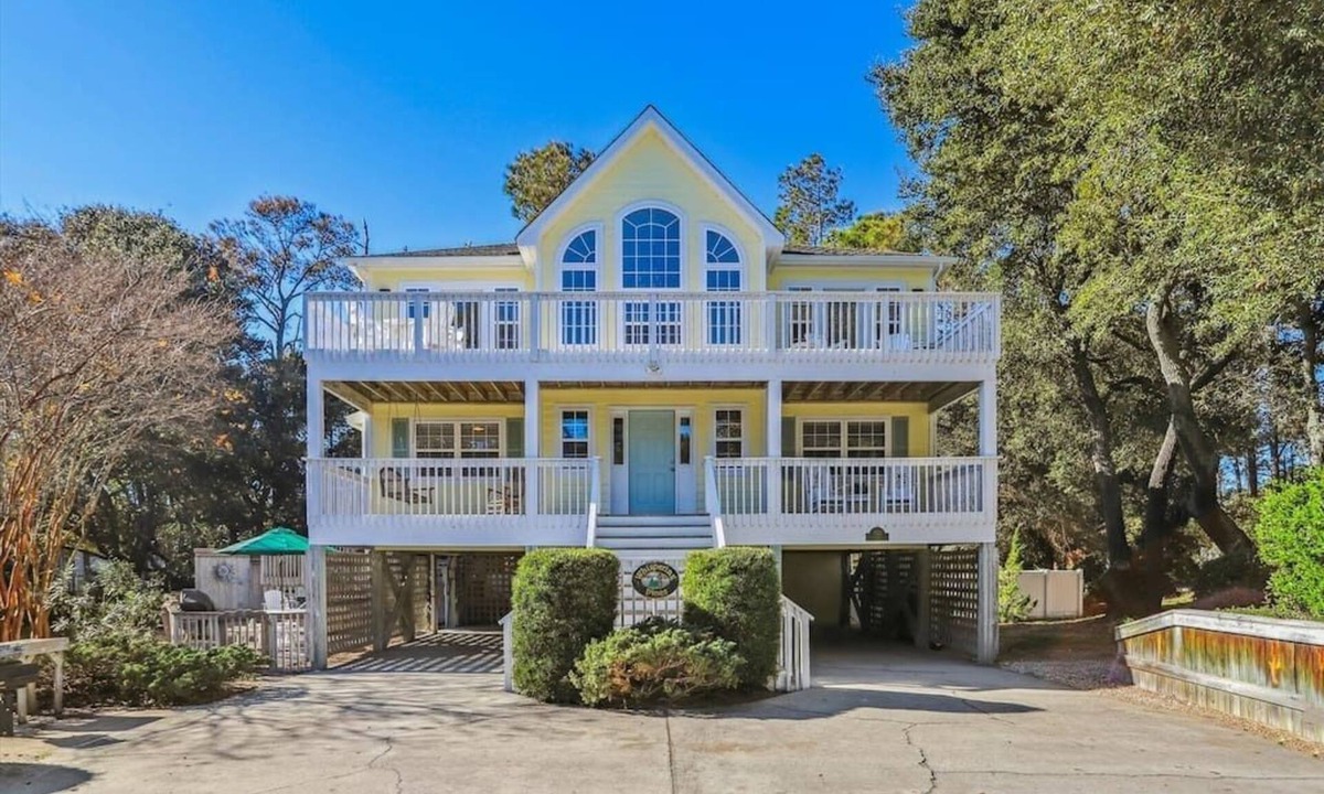 Corolla Light House | Oceanside in Corolla Light w/Pool, Walk to Beach
