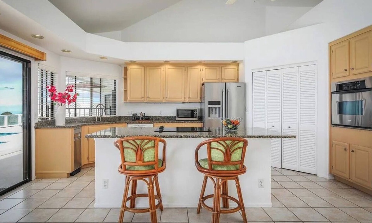 Holualoa House | Oceanview Suite and Cottage