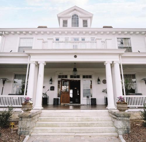 High Point Bed & Breakfast | Pandora's Manor