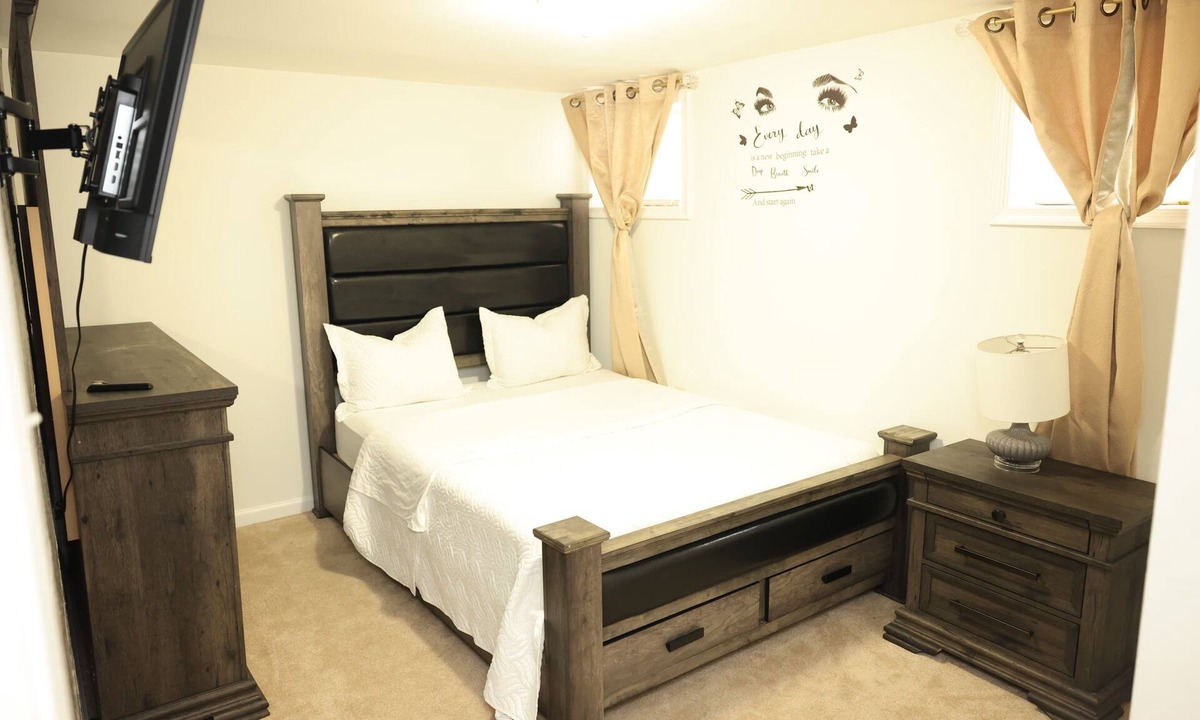 Seat Pleasant House | Perfect 2-bedroom house with AC in Capitol Heights