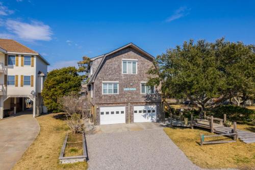 Brigands' Bay House | Pescadora by Rather Be Properties