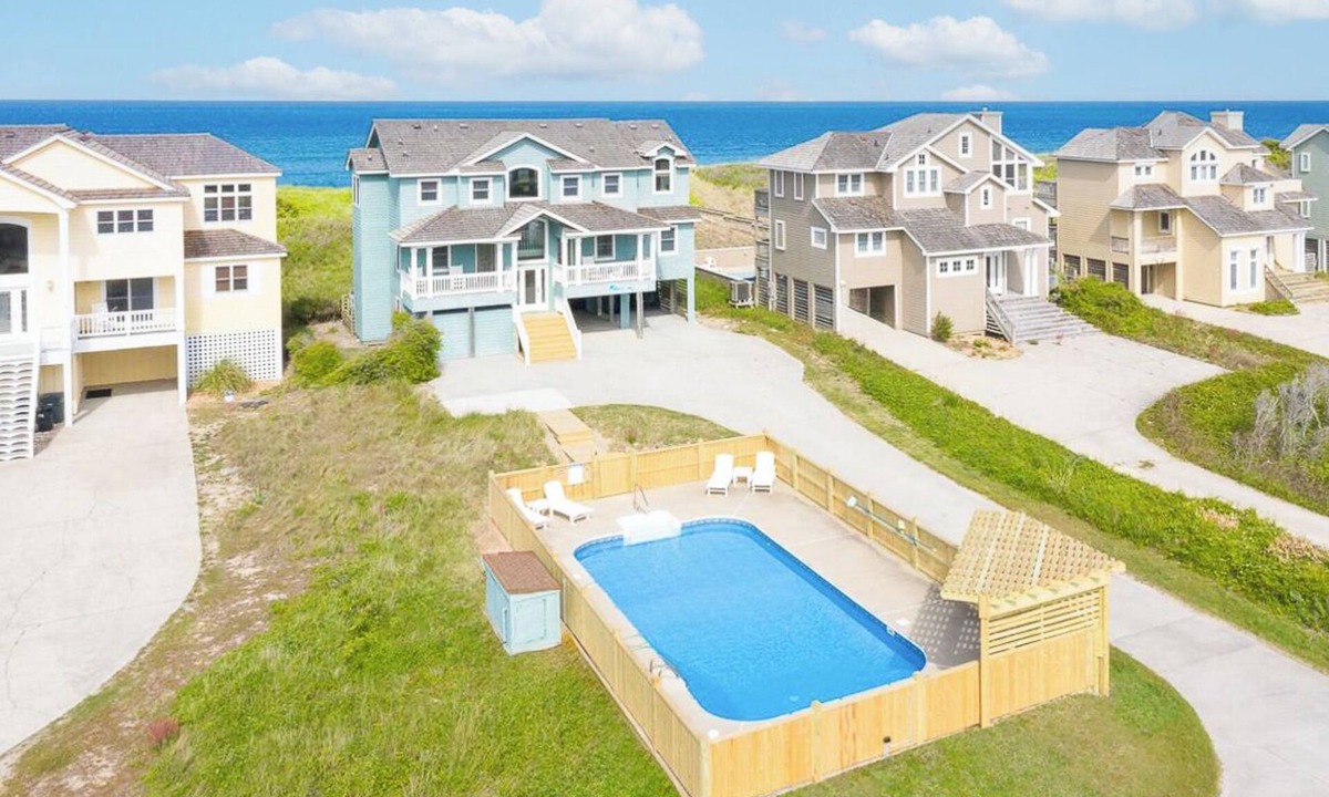 Nags Head House | Pet-friendly 8BR oceanfront home w/pool & panoramic views!