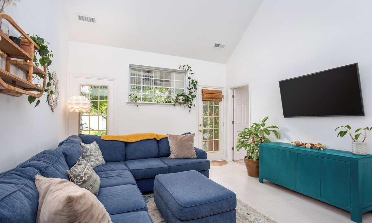 Charleston House | Pet Friendly Charleston Home with Pool!