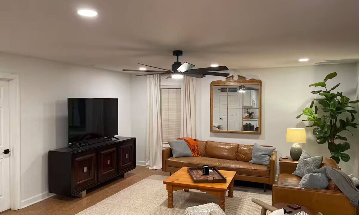 Mount Mourne House | Pet Friendly Cottage in beautiful Concord just outside Charlotte